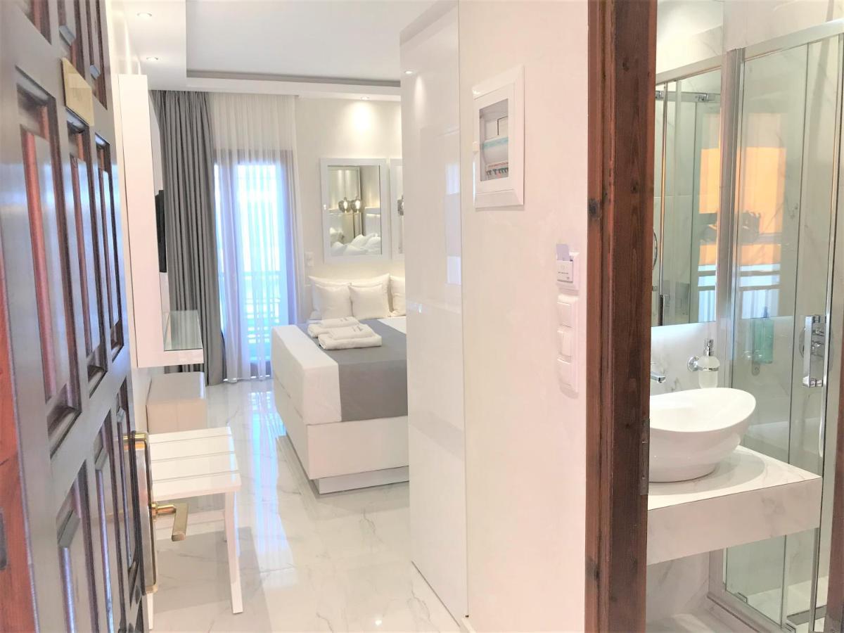 Amaryllis Luxury Rooms Platamonas Exterior photo