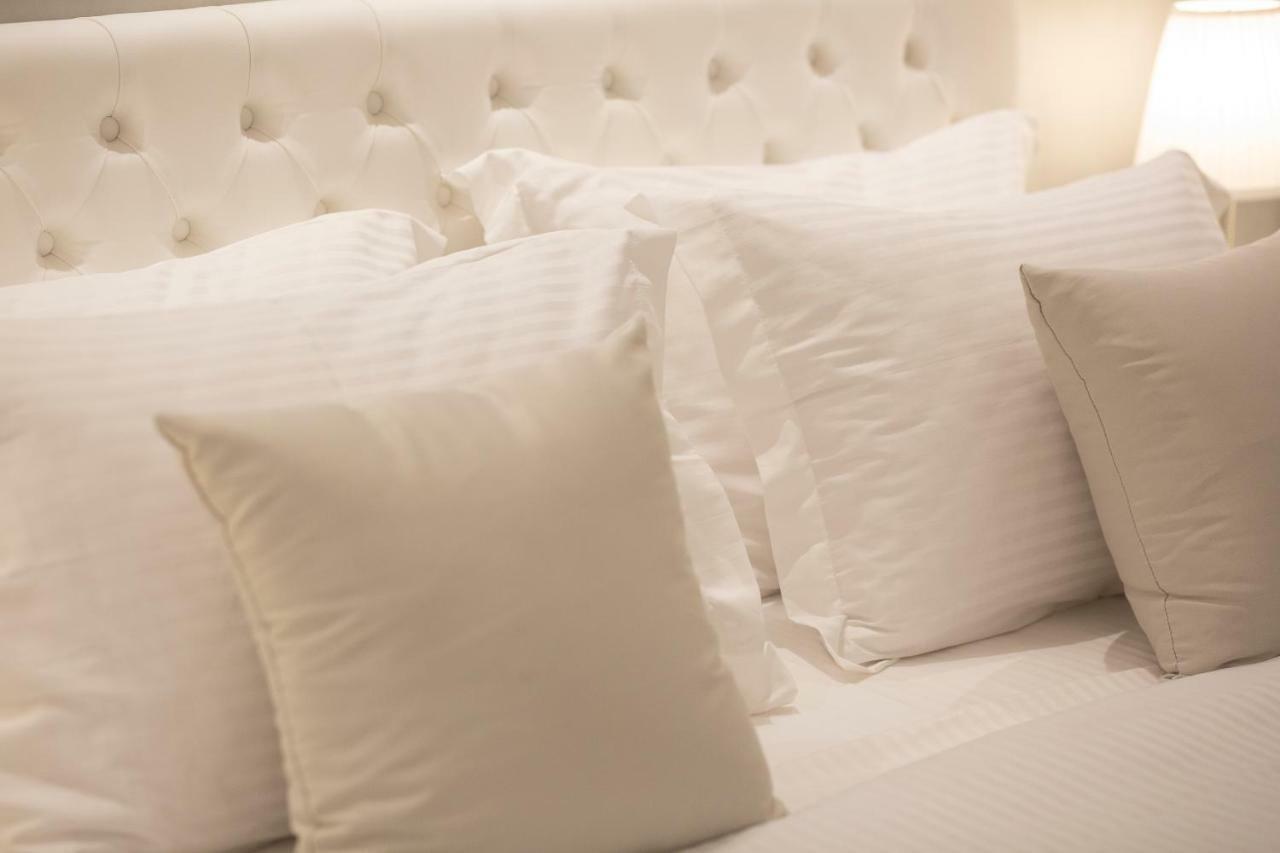 Amaryllis Luxury Rooms Platamonas Exterior photo