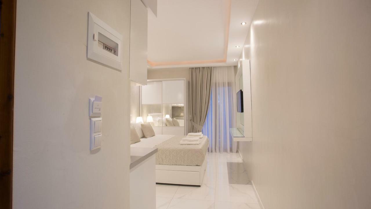 Amaryllis Luxury Rooms Platamonas Exterior photo
